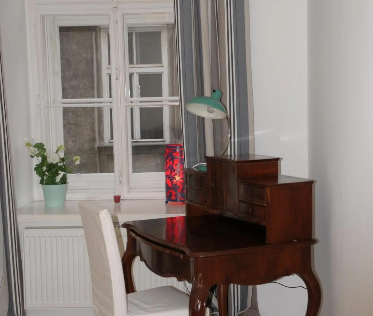 Beautiful Central Flat Top-17 Vienne 0*,